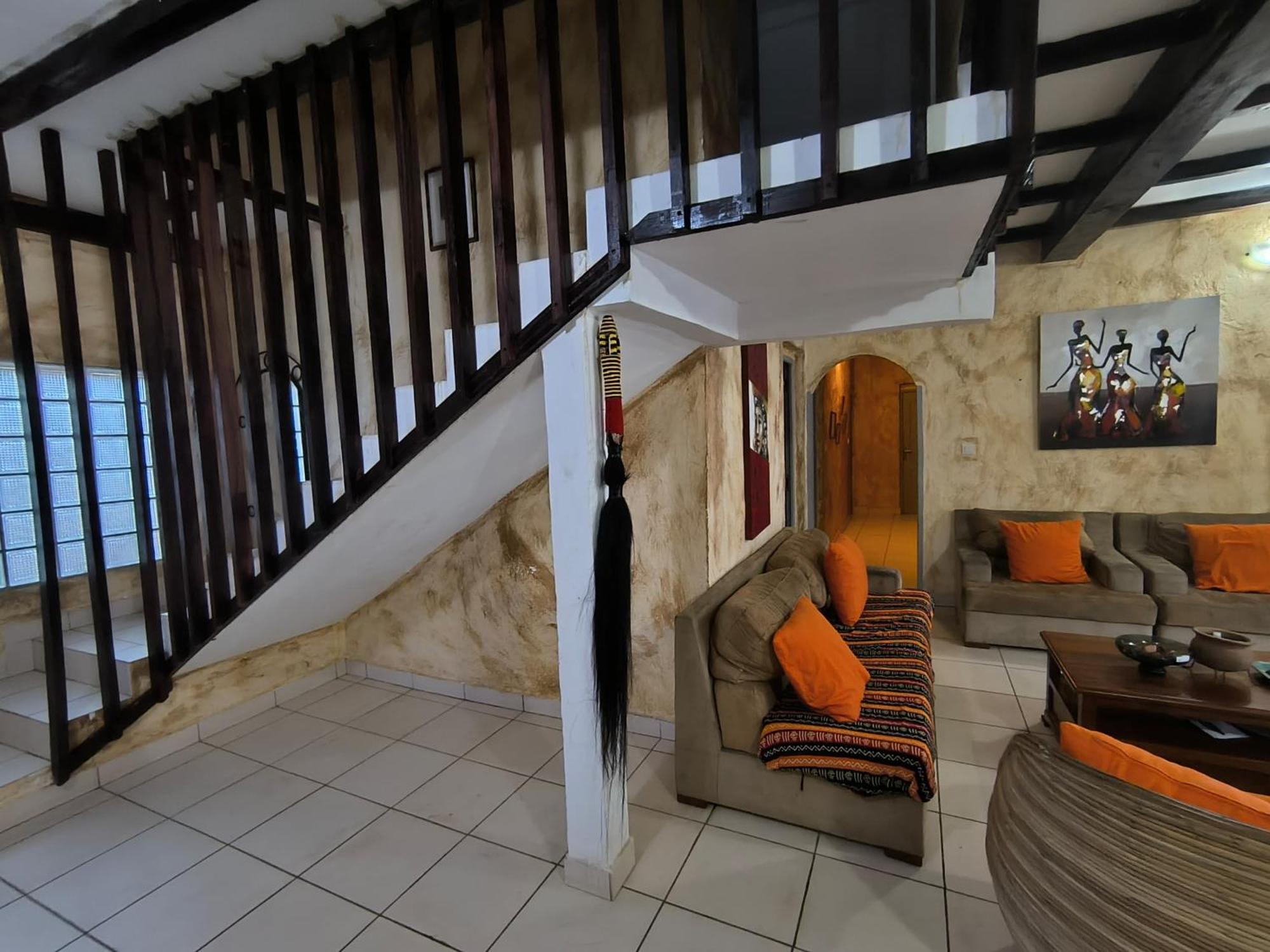 La Villa Lou, Musee Des Arts Grand Batangua Kribi Exterior photo