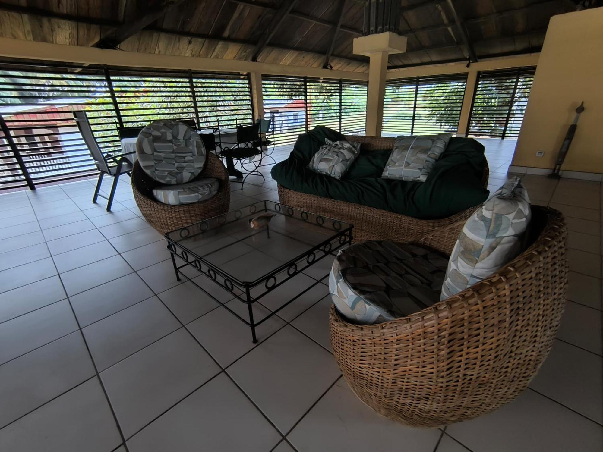 La Villa Lou, Musee Des Arts Grand Batangua Kribi Exterior photo