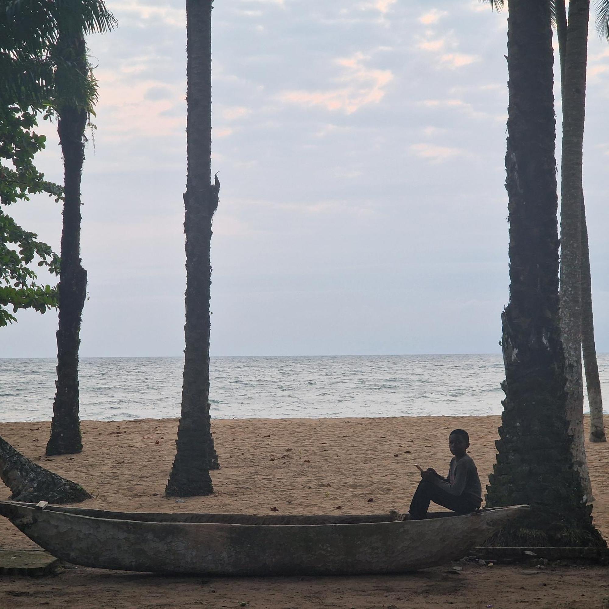 La Villa Lou, Musee Des Arts Grand Batangua Kribi Exterior photo